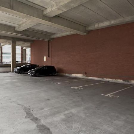 La Casa Suites Слау Екстериор снимка